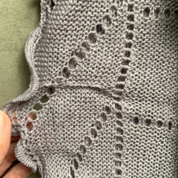 Gap Lavender Purple Crochet Knit Scarf Ruffle Edge - Picture 7 of 11